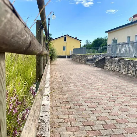 Le Village