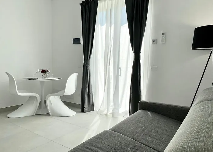 Le Village 4*
