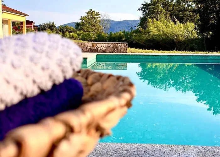 Le Village Aparthotel