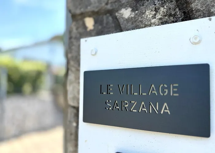 Aparthotel Le Village 4*